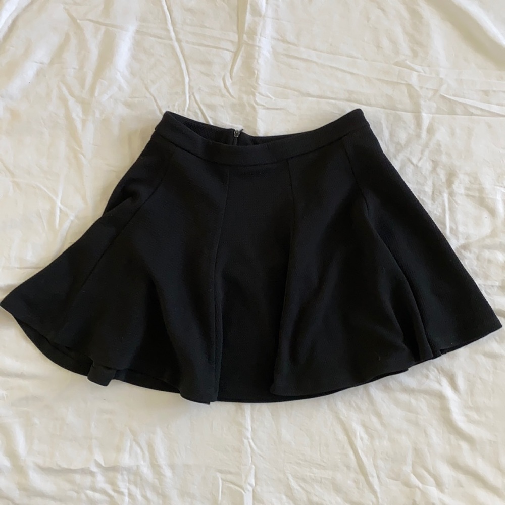 Lush black skirt